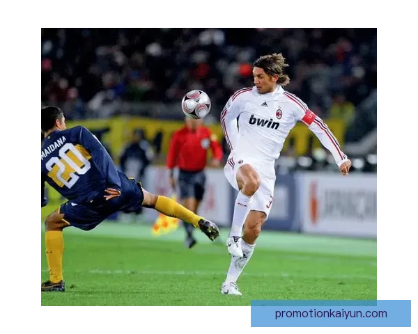 马尔蒂尼边后卫价值分析：在现代足球中的作用与影响力增强